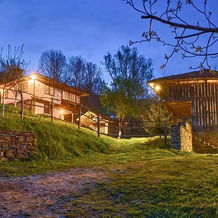 Villa Authentic House With Stunning Mountain View - Karashka Apriltsi  Exterior foto